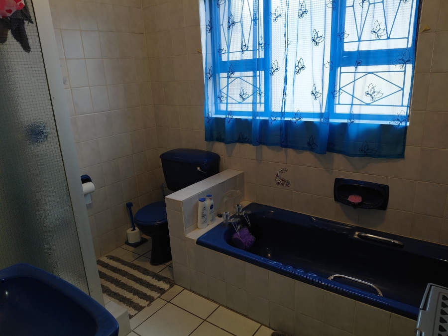 4 Bedroom Property for Sale in Manor Heights Eastern Cape